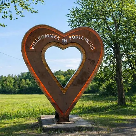 بيت ضيافة Zum Alten Forsthaus Todtenrode 3*