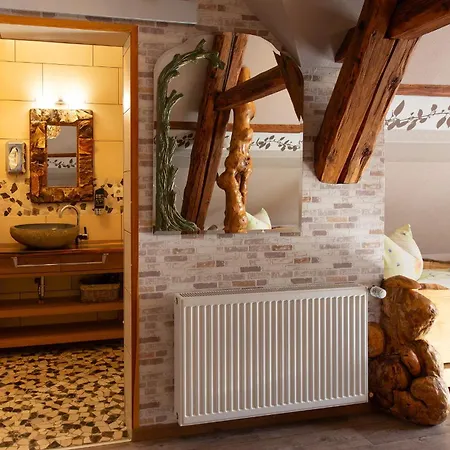 بيت ضيافة Zum Alten Forsthaus Todtenrode